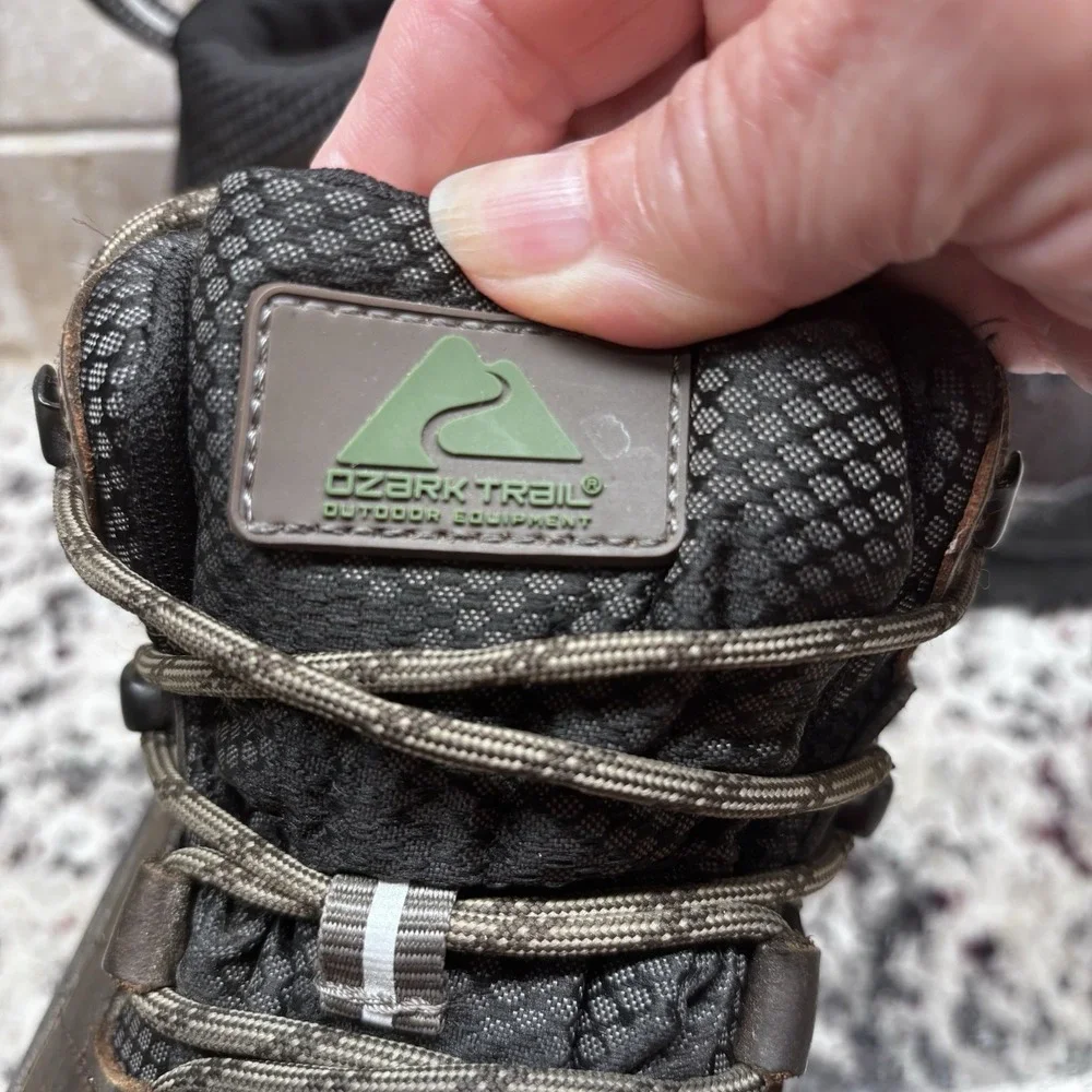 Ozark ‎ Men's Waterproof Hiking Boots Size 12, Brown